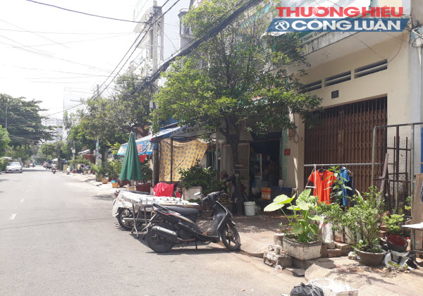 Q. Tân Phú (TP. HCM): Hiệu ứng giành lại vỉa hè vẫn chưa đến với phường Phú Thạnh - Hình 6