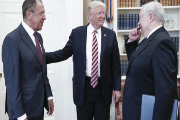 Làm thế nào truyền thông Nga “lọt” được vào họp kín Trump – Lavrov? - Hình 2