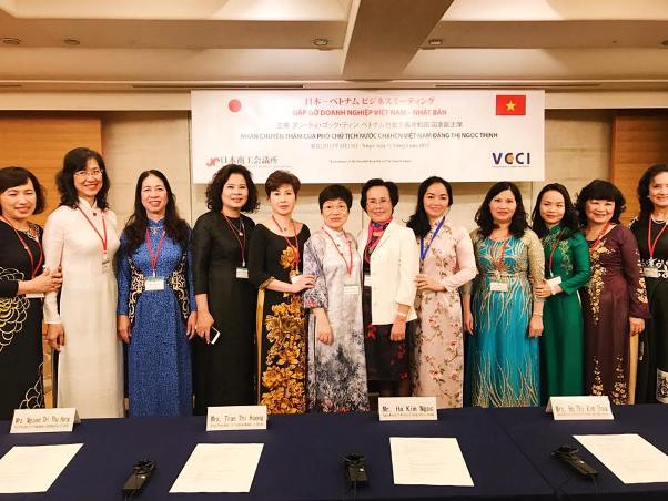 Dược sỹ Lê Thị Bình tham dự Hội nghị Thượng đỉnh Phụ nữ toàn cầu lần thứ 27 - Hình 1