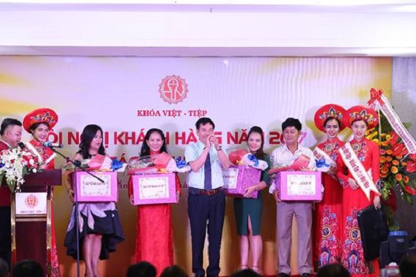 Khóa Việt-Tiệp tổ chức thành công Hội nghị khách hàng 3 miền Bắc-Trung-Nam - Hình 5