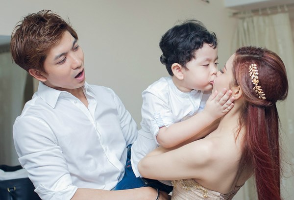 Tim “buồn bã” nói về scandal ly hôn với Trương Quỳnh Anh