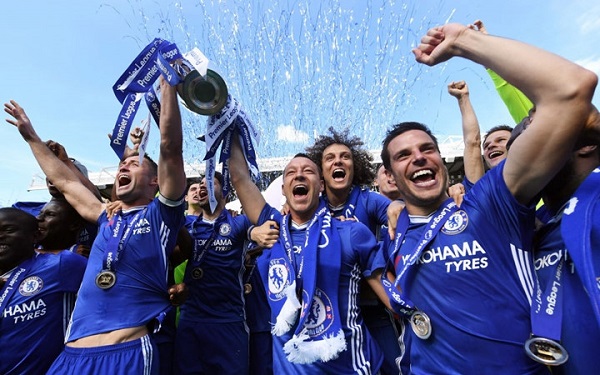 Toàn cảnh Chelsea lên “đỉnh” Premier League 2016/2017 cùng HLV Conte