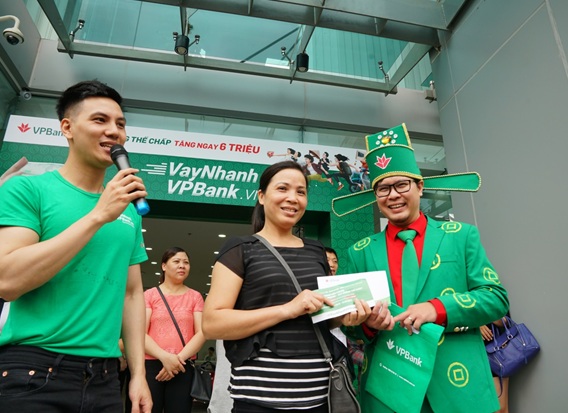 Chen chân đăng ký Vay Nhanh tại VPBank - Hình 8