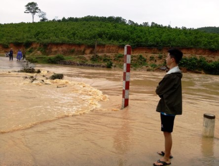 Thanh Hóa: Nhiều xã miền núi bị cô lập sau mưa lớn