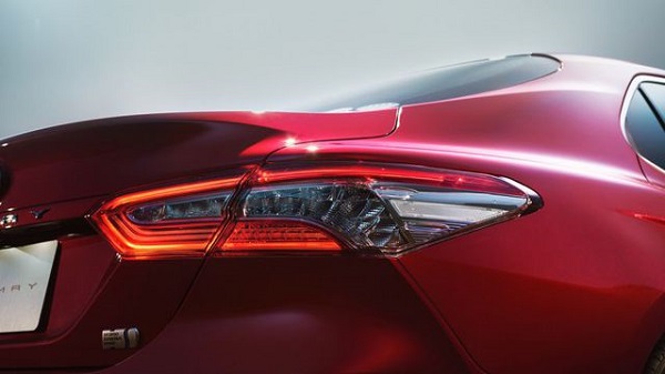 Toyota chính thức giới thiệu phiên bản Camry 2018 dành cho thị trường châu Á - Hình 2