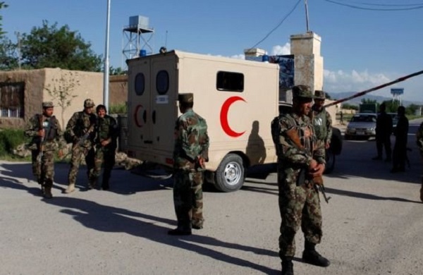 Taliban tiếp tục tấn công một căn cứ quân sự của Afghanistan