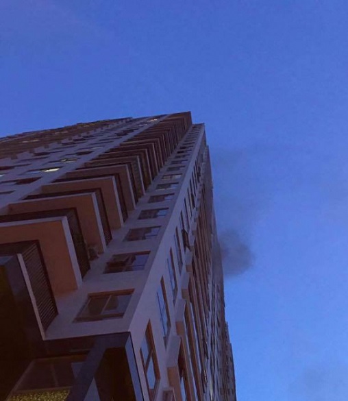 Hà Nội: Cháy lớn tại tòa nhà Capital Trường Chinh - Hình 1