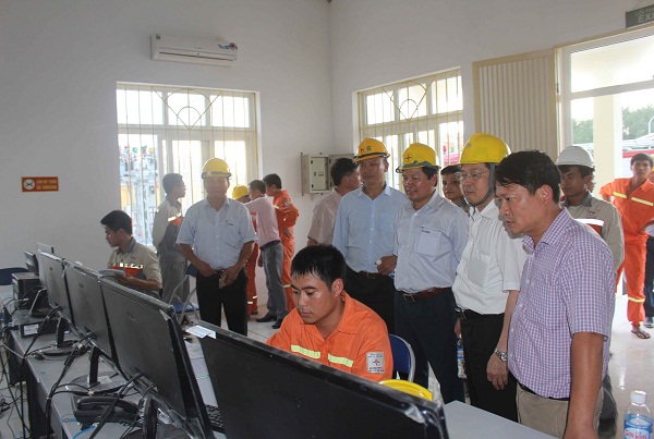 Đóng điện thành công đường dây và TBA 110kV Hương Khê - Hà Tĩnh - Hình 1