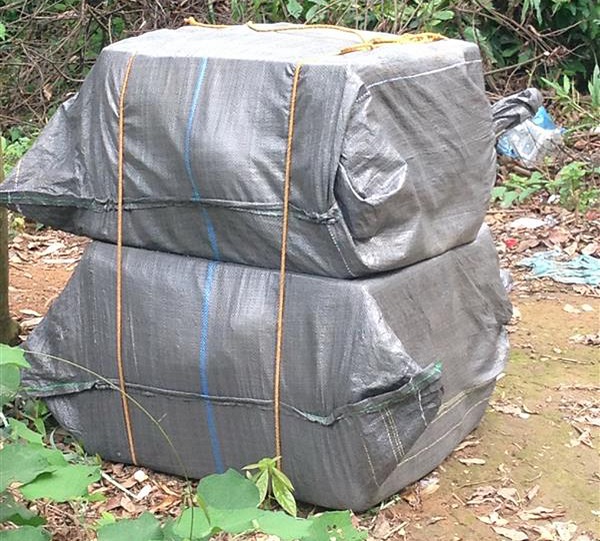 Lạng Sơn: Bắt vụ vận chuyển hàng lậu vô chủ