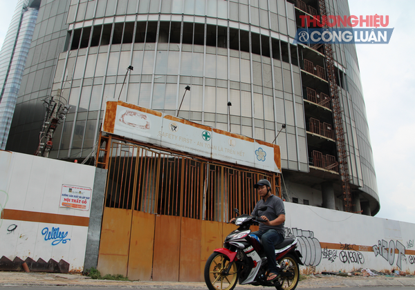 Những DA tiến độ rùa (TP. HCM) – Bài 6: Vị trí “vàng” nhưng làm xấu thành phố