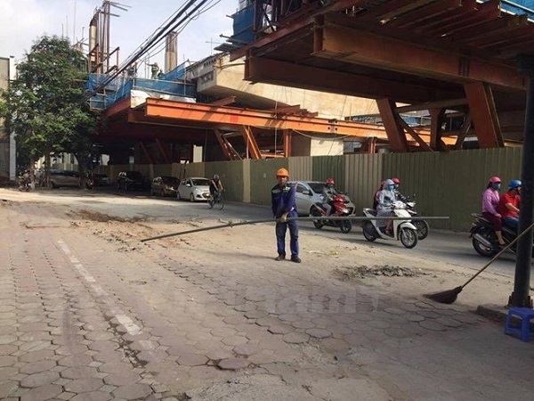 Cảnh cáo sau vụ ống thép rơi tại tuyến ĐS Nhổn - Ga Hà Nội