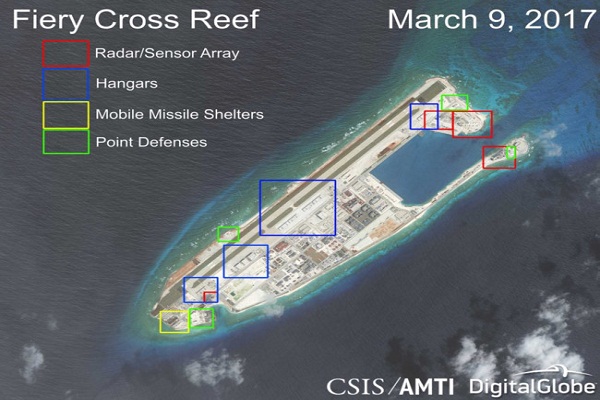 Lầu Năm Góc: Trung Quốc dùng đảo nhân tạo khống chế Biển Đông - Hình 2