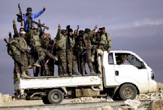 Các tay súng Syria đối lập đánh bật IS khỏi vị trí trọng yếu gần Raqqa - Hình 1