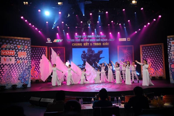 Tiếng hát Người làm báo Thành phố Hồ Chí Minh mở rộng – 2017: Ấn tượng tiếng hát của nhà báo - Hình 2