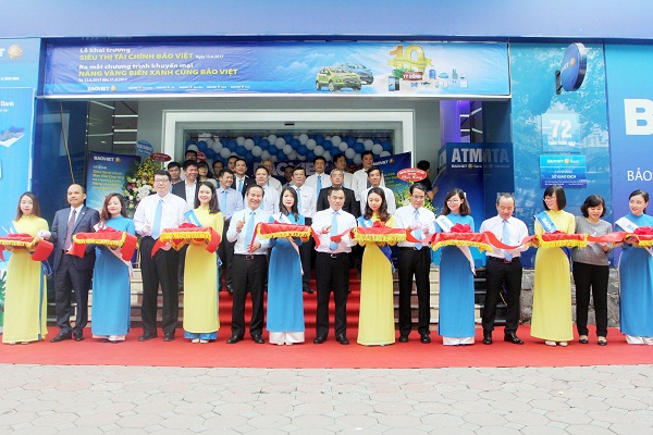 Bảo Việt khai trương siêu thị tài chính đầu tiên - Baoviet One Stop Shop - Hình 1