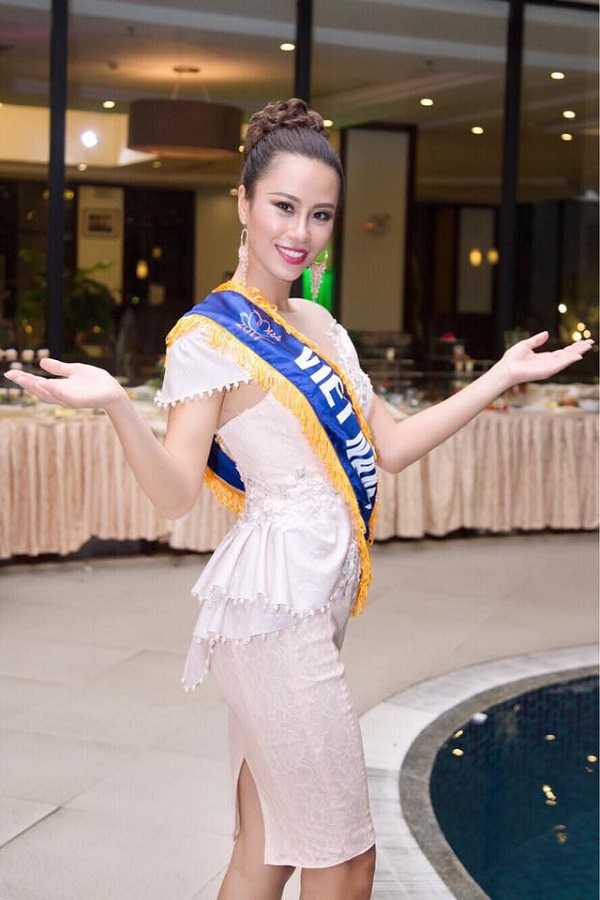 Dải băng gây tranh cãi của Hoa hậu Hữu nghị ASEAN 2017 - Hình 2