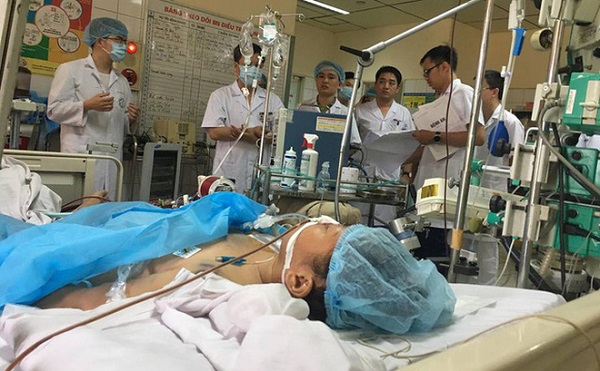 Hé lộ nguyên nhân 8 người tử vong khi đang chạy thận ở Hòa Bình