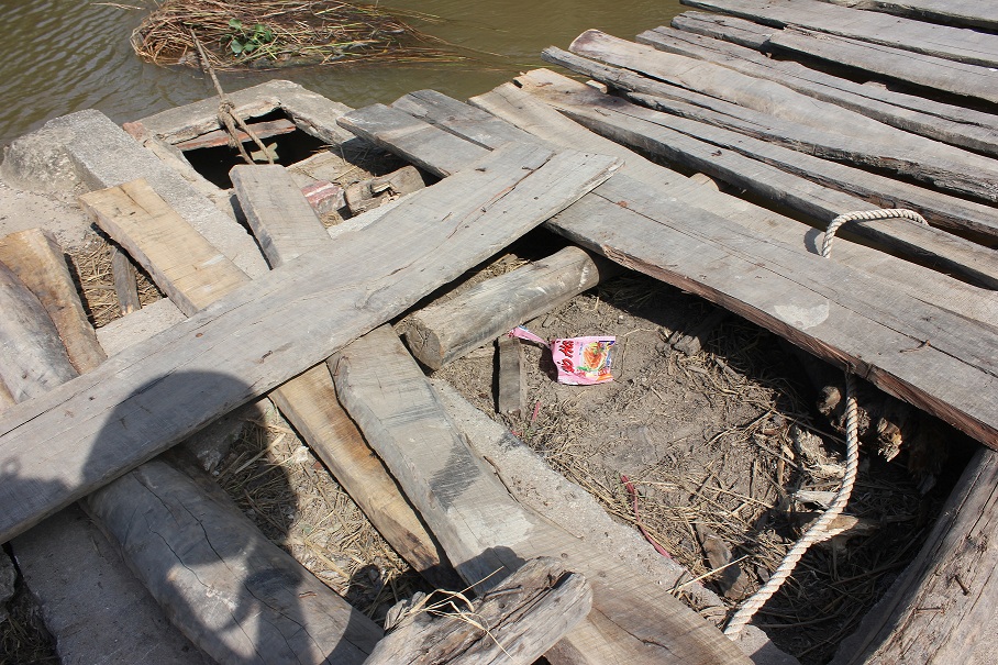 Huyện Nông Cống (Thanh Hóa): Hãi hùng cây cầu 