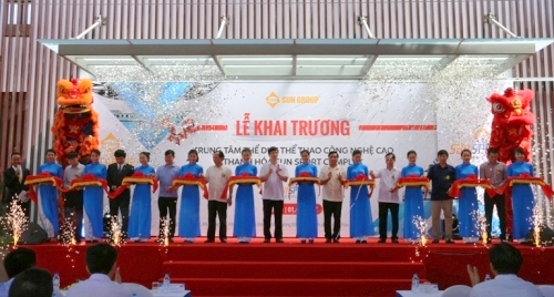 Thanh Hóa: Khai trương bể bơi hiện đại nhất Việt Nam
