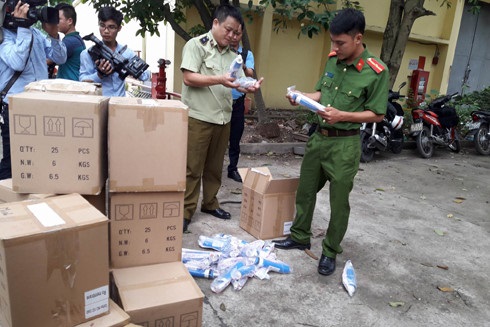 Phát hiện hàng trăm lõi lọc nước giả không rõ nguồn gốc - Hình 1