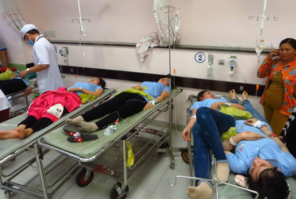 An Giang: Khoảng 400 công nhân nhập viện vì ngộ độc thực phẩm