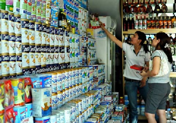 Giá bán lẻ sữa trẻ em không được vượt quá mức giá bán lẻ khuyến nghị đã đăng ký