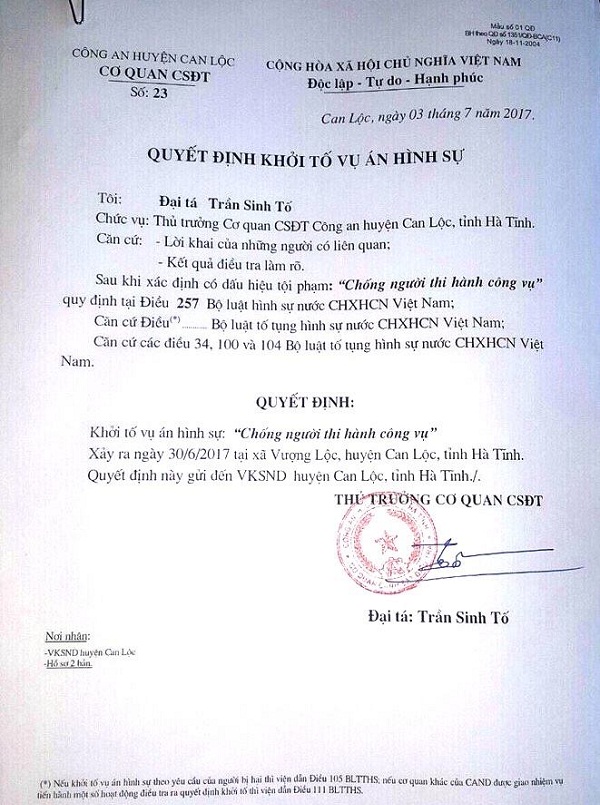 Hà Tĩnh: Khởi tố vụ xe container kéo lê CSGT hàng trăm mét