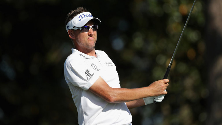 Ian Poulter vượt qua vòng loại, góp mặt tại Open Championship 2017 - Hình 1