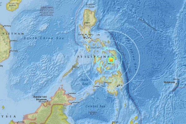 Động đất mạnh 6,9 độ Richter làm rung chuyển Philippines - Hình 1