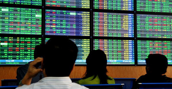 VN-Index trước cơ hội lớn quay lại đỉnh giá 1.000 điểm