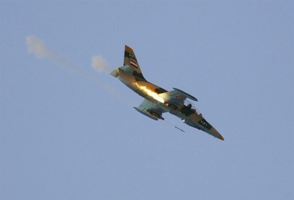 Quân nổi dậy bắn hạ máy bay chiến đấu của Chính phủ Syria - Hình 1
