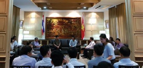Thứ trưởng Bộ Công an Bùi Văn Nam và đoàn cán bộ cấp cao thăm đại sứ quán Việt Nam tại Thái Lan - Hình 1