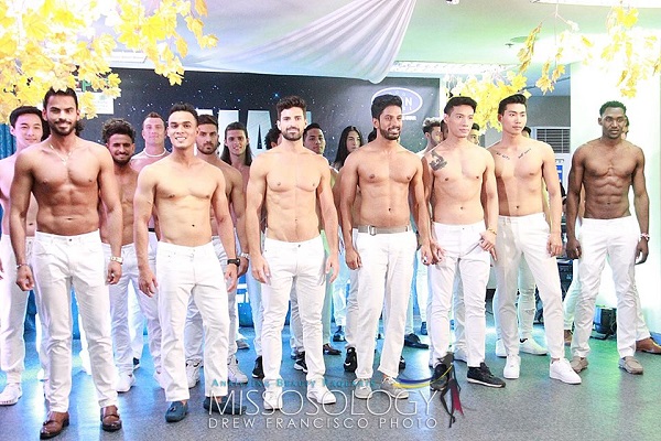 Hình thể gây “hoảng hốt” của dàn thí sinh “Man of the world 2017”