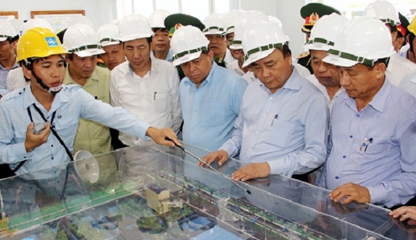 Hà Tĩnh: Thủ tướng Nguyễn Xuân Phúc kiểm tra công tác đảm bảo môi trường tại Formosa - Hình 1