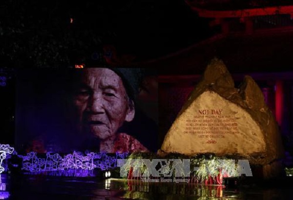 Kỷ niệm 70 năm Ngày Thương binh - Liệt sỹ: Xúc động cầu truyền hình “Dáng đứng Việt Nam” - Hình 6