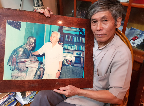 Đại tá, Nghệ sĩ Nhiếp ảnh, Nhà báo Trần Hồng: Người ghi lại những “hình hài hy sinh” của đất nước - Hình 1