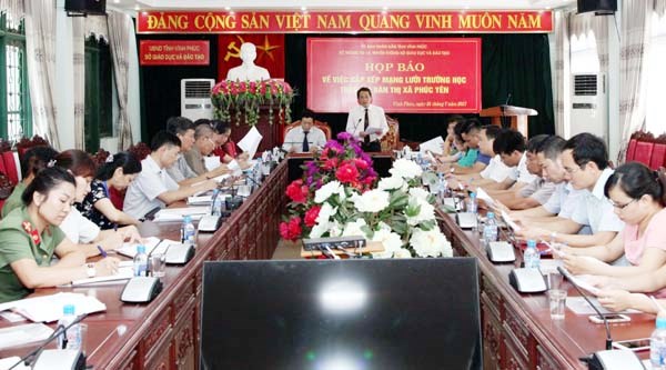 Vĩnh Phúc: Họp báo về việc sắp xếp mạng lưới trường học