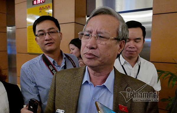 Ông Trần Quốc Vượng tham gia Thường trực Ban Bí thư khi ông Đinh Thế Huynh trị bệnh