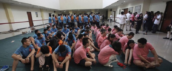 Indonesia trục xuất hàng trăm nghi phạm Trung Quốc