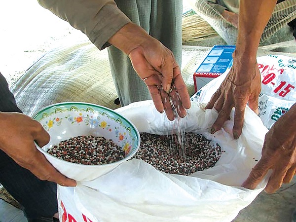 Giải quyết vấn nạn phân bón giả: Triển khai đồng bộ - quyết liệt nhiều giải pháp