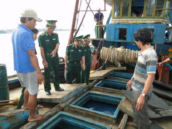 Bà Rịa - Vũng Tàu: Khó khăn trong đấu tranh chống buôn lậu xăng dầu trên biển