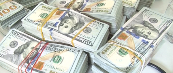 Bắt giữ đối tượng vận chuyển gần 1 triệu USD qua biên giới Lạng Sơn