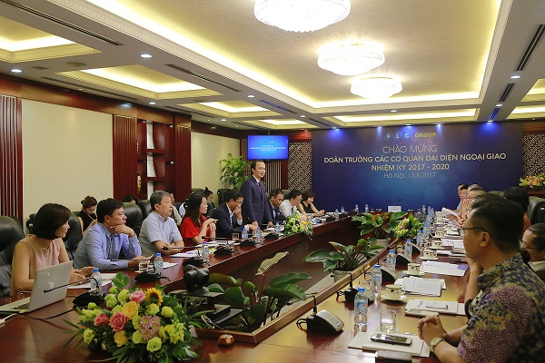 Tập đoàn FLC gặp mặt các Trưởng cơ quan đại diện Việt Nam tại nước ngoài - Hình 1