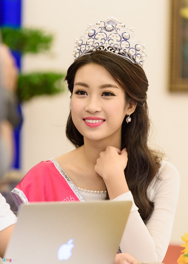 Hoa hậu Mỹ Linh trở thành đại diện của Việt Nam tại Hoa hậu Thế giới 2017 - Hình 1
