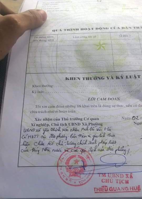 Thanh Hóa: Lãnh đạo xã bút phê thêm vào lý lịch khiến nam sinh lận đận khi nhập học