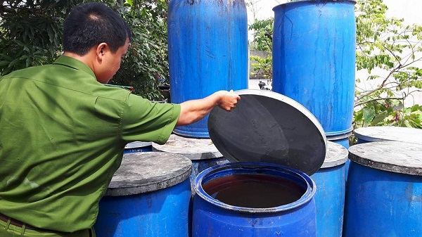 Hải Phòng: Phát hiện cơ sở sản xuất hàng nghìn lít mỡ bẩn