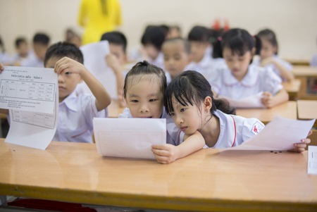Quảng Ninh: Trên 300.000 học sinh bước vào năm học mới - Hình 2
