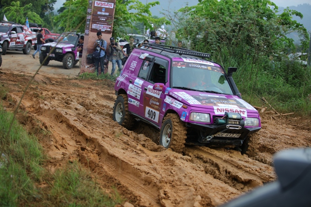 Những hình ảnh ấn tượng tại Giải đua xe ô tô địa hình Việt Nam 2017