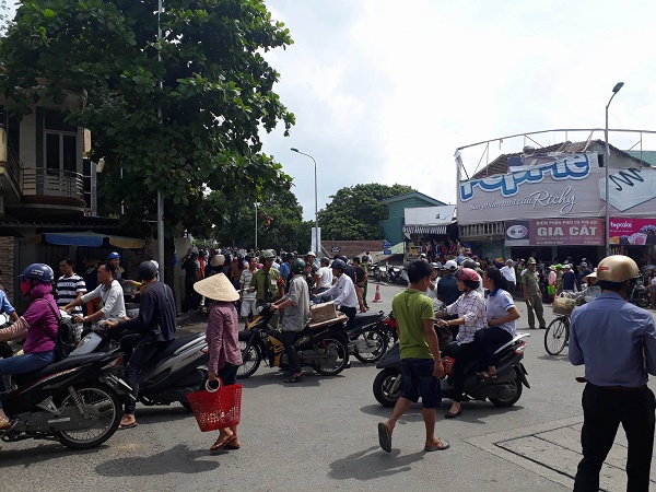 Huế: Tài xế xe ben bỏ trốn sau khi tông thiếu nữ tử vong