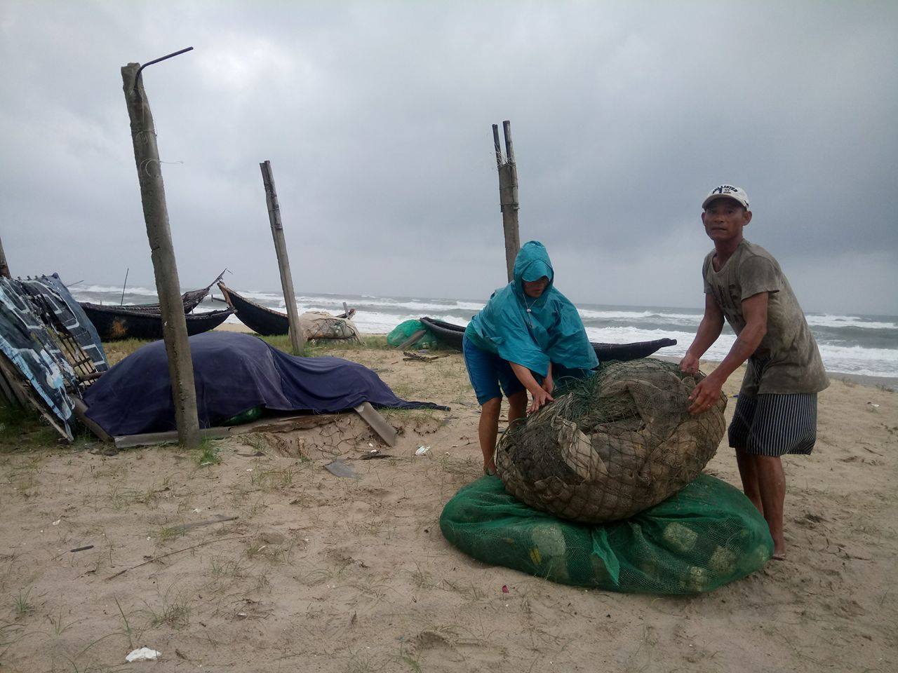 Huế: Một người chết, một người mất tích vì bão số 10